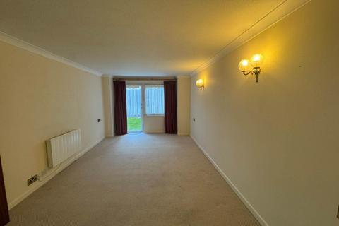 1 bedroom flat for sale, Sawyers Hall Lane, Brentwood CM15