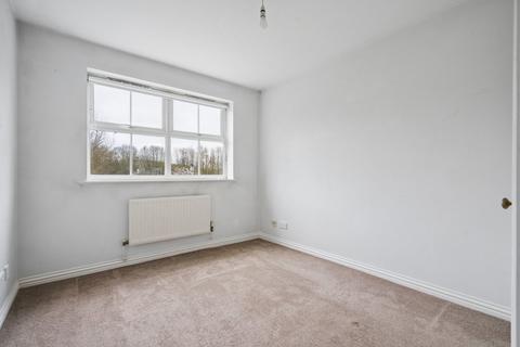 2 bedroom flat for sale, Uxbridge Road, Rickmansworth, WD3 8JQ