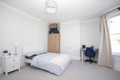 4 bedroom apartment to rent, Ulysses Road, West Hampstead