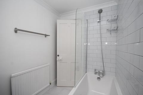4 bedroom apartment to rent, Ulysses Road, West Hampstead
