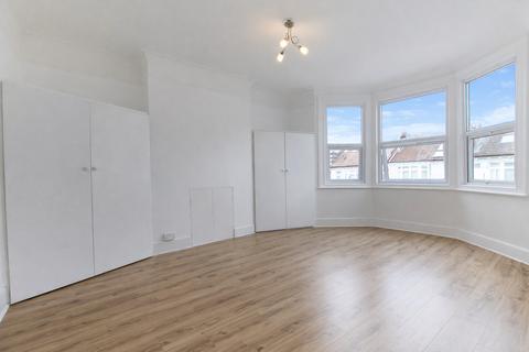 Land to rent, Nimrod Road, Furzedown