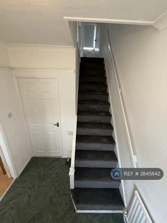 3 bedroom terraced house to rent, Beadlow Road, Luton, LU4