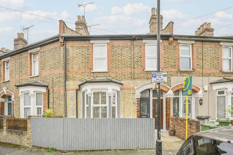 2 bedroom flat for sale, Hove Avenue,, Walthamstow, London, E17