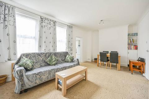 2 bedroom flat for sale, Hove Avenue,, Walthamstow, London, E17