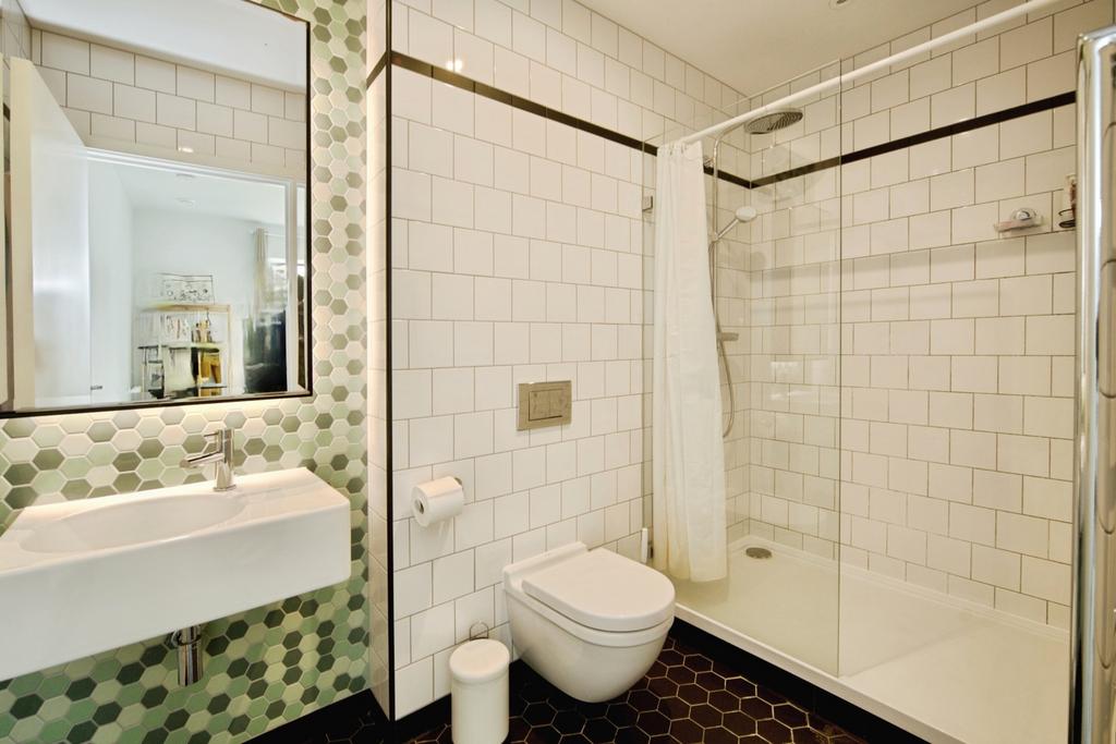 Apartment in London, London Borough of Tower Hamlets - More