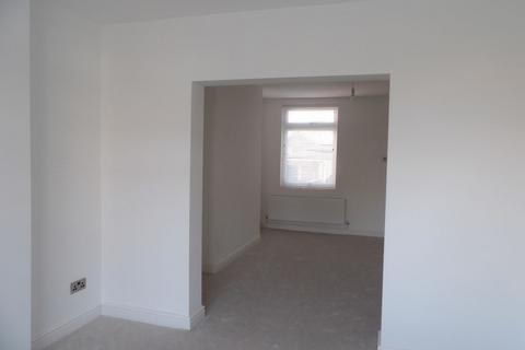 3 bedroom house to rent, Old Mold Road, Gwersyllt, Wrexham