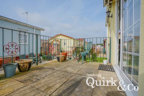 2 bedroom park home for sale, Creek Road, Canvey Island, SS8