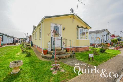 2 bedroom park home for sale, Creek Road, Canvey Island, SS8