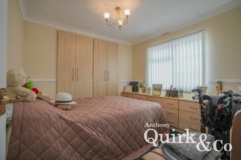 2 bedroom park home for sale, Creek Road, Canvey Island, SS8