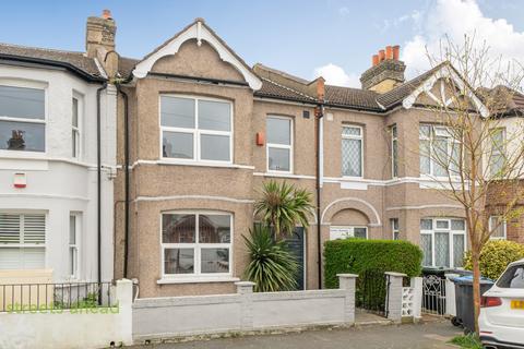 Macclesfield Road, London, SE25