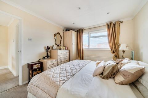 3 bedroom semi-detached house for sale, Straight Road, Old Windsor, Windsor