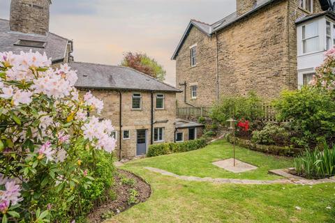 2 bedroom cottage for sale, Corbar Road, Buxton