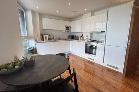 2 bedroom flat to rent, Two Bedroom in Mill Hill
