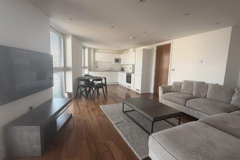2 bedroom flat to rent, Two Bedroom in Mill Hill