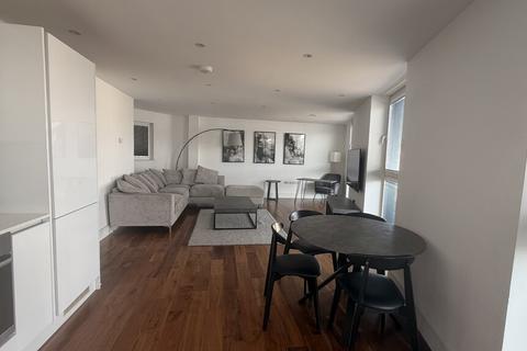 2 bedroom flat to rent, Two Bedroom in Mill Hill