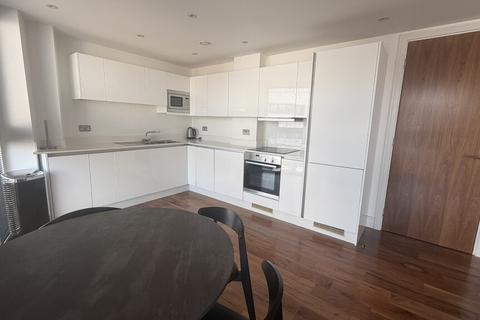 2 bedroom flat to rent, Two Bedroom in Mill Hill