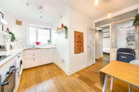 Banbury Road, London, E9