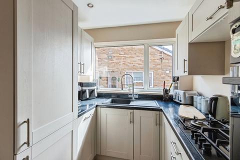 3 bedroom bungalow for sale, Cumbrian Way, Wakefield, West Yorkshire, WF2