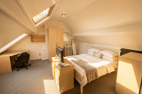 4 bedroom house to rent, Elmsthorpe Avenue, Lenton NG7