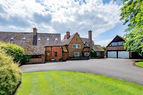 undefined, Newnham, Henley-in-Arden, Warwickshire B95