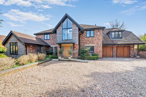 4 bedroom detached house for sale, Green Lane, Pangbourne, Berkshire