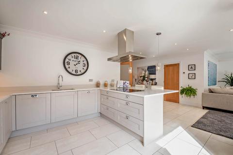 4 bedroom detached house for sale, Green Lane, Pangbourne, Berkshire
