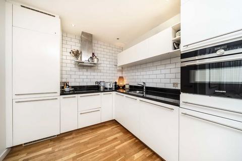 2 bedroom flat for sale, Hosier Lane, London EC1A