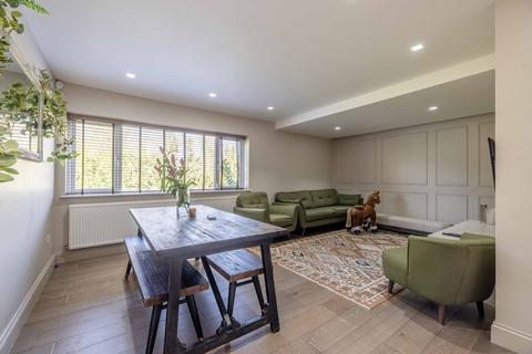 4 bedroom detached house for sale, Farnham Lane, Farnham Royal SL2