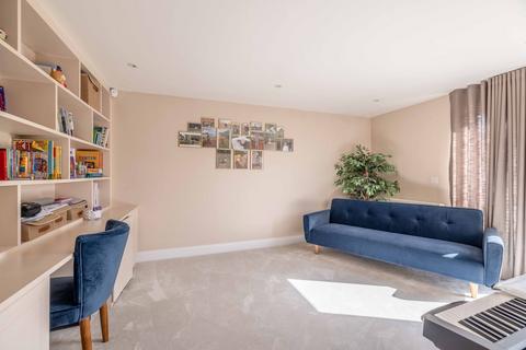 4 bedroom detached house for sale, Farnham Lane, Farnham Royal SL2