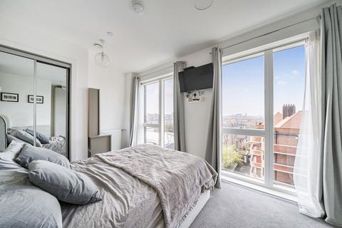 3 bedroom apartment for sale, Pomeroy Street, London