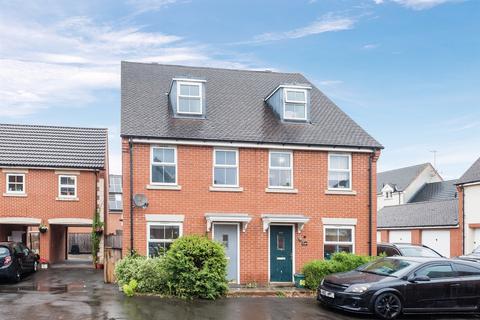 3 bedroom semi-detached house for sale, Dydale Road, Swindon