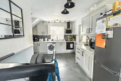3 bedroom semi-detached house for sale, Barkwood Road, HighField, Rowlands Gill, Tyne and Wear, NE39 2LE