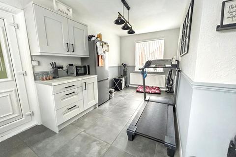 3 bedroom semi-detached house for sale, Barkwood Road, HighField, Rowlands Gill, Tyne and Wear, NE39 2LE