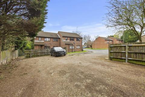 undefined, Birinus Close, High Wycombe HP12