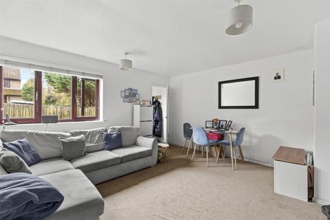 undefined, Birinus Close, High Wycombe HP12