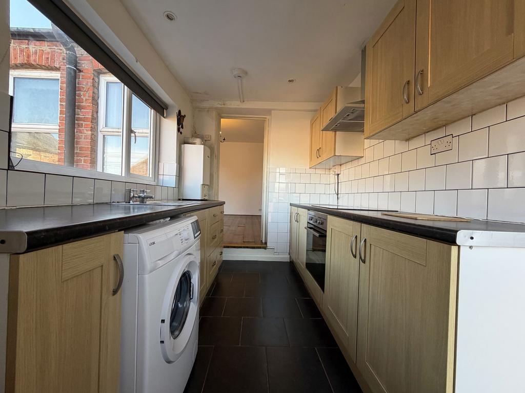 Apartment in Newcastle upon Tyne - View 3