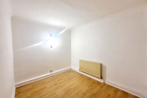 Studio for sale, Moorside Court, Cowgate, Newcastle upon Tyne, Tyne and Wear, NE5 3AN