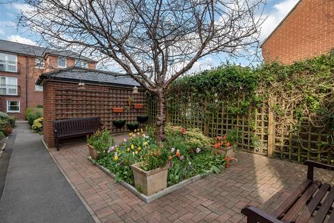 undefined, New Park Street, Devizes