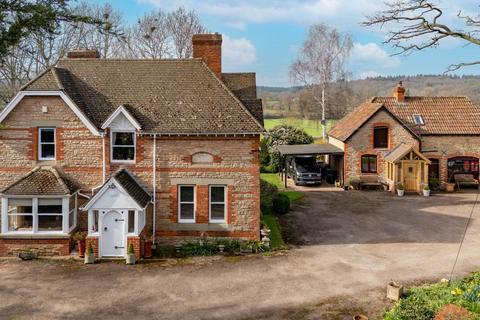 4 bedroom country house for sale, Gorsley, Ross-on-Wye, Herefordshire, HR9