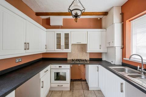 3 bedroom semi-detached bungalow for sale, Collum Gardens, Scunthorpe