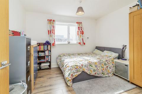 2 bedroom ground floor flat for sale, Bowling Green Close, Bletchley, Milton Keynes