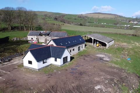undefined, Llanarmon-yn-Ial CH7