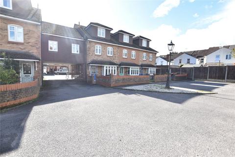 undefined, Newport Road, Hampshire GU12