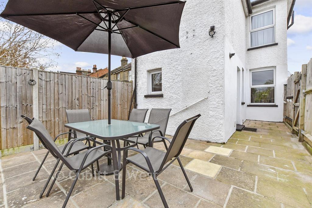 Patio / Decking