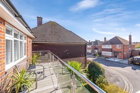 4 bedroom detached house for sale, St Helens Close, Southsea