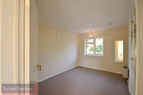2 bedroom flat to rent, Lilac Court, Cambridge, CB1