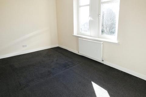 3 bedroom flat to rent, Ardgour Road, Kilmarnock KA3