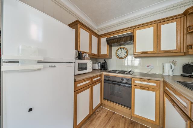 Apartment in Oxford, North Oxford - View 2