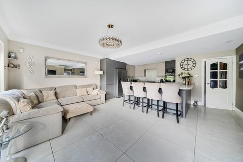 4 bedroom detached house for sale, York Road, Northwood