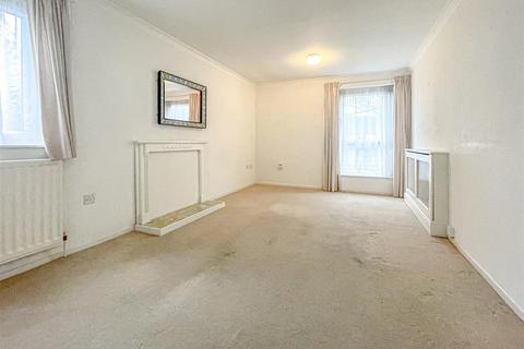 2 bedroom flat for sale, Knighton Road, Leicester